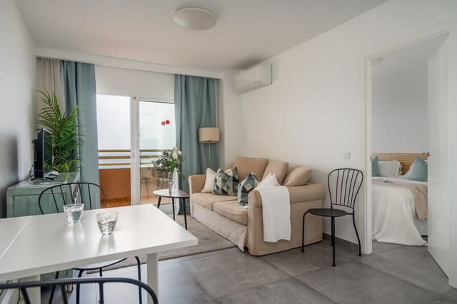 Apartamento de 1 habitación en Zona Puerto Deportivo, Fuengirola en venta con piscina - 349.000 € (Ref: 9097044)