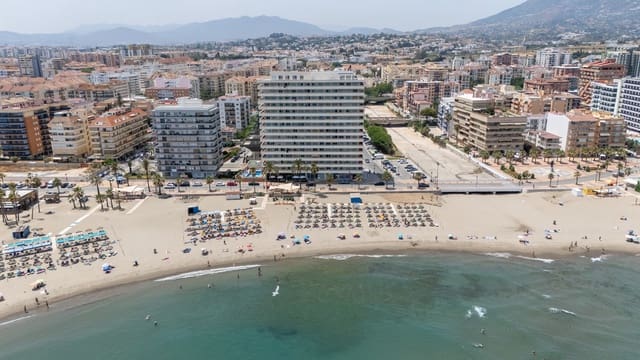 Apartamento de 1 habitación en Zona Puerto Deportivo, Fuengirola en venta con piscina - 349.000 € (Ref: 9097044)