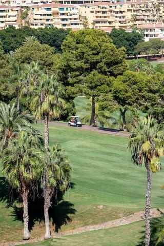 2 quarto Apartamento para venda em Zona Centro Comercial Torrequebrada, Benalmádena com piscina garagem - 330 000 € (Ref: 9278537)