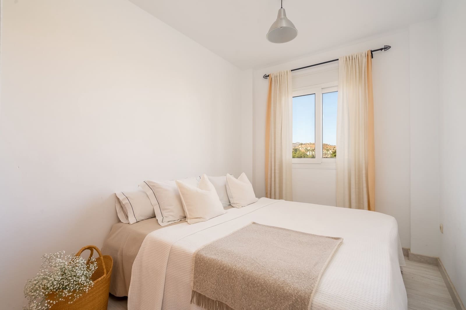 2 soveværelse Lejlighed til salg i Benalmadena med swimmingpool garage - € 330.000 (Ref: 9278537)