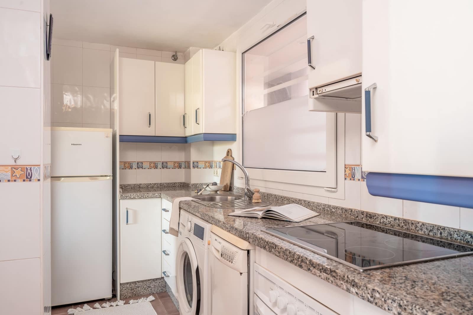 2 soveværelse Lejlighed til salg i Benalmadena med swimmingpool garage - € 330.000 (Ref: 9278537)