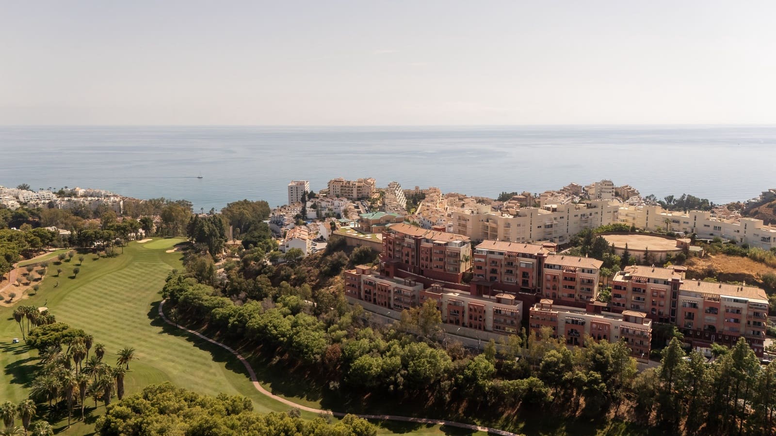 2 soveværelse Lejlighed til salg i Benalmadena med swimmingpool garage - € 330.000 (Ref: 9278537)