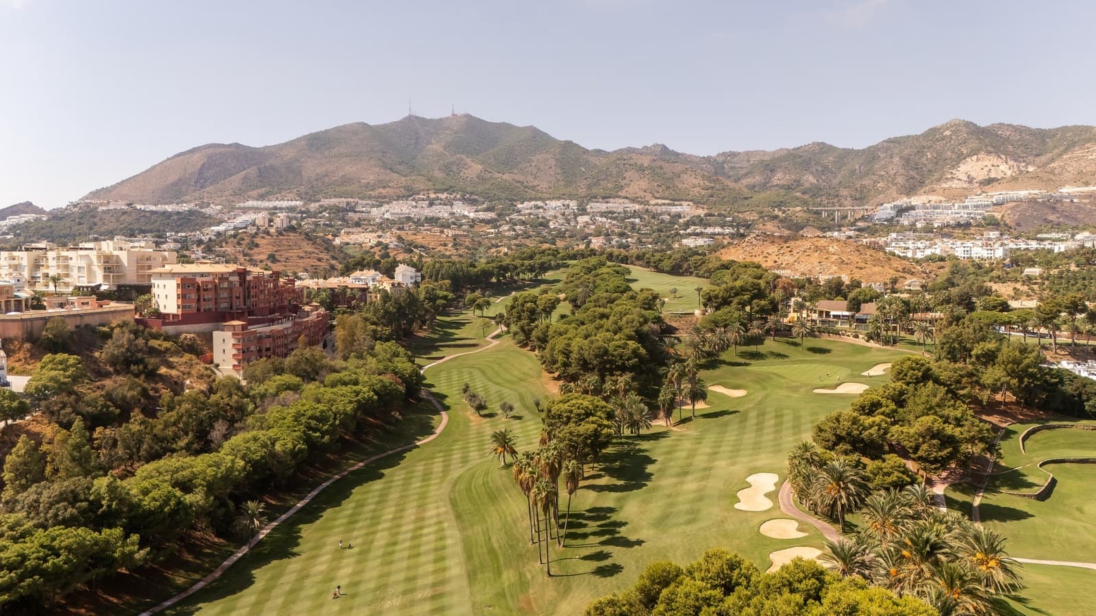 2 soveværelse Lejlighed til salg i Benalmadena med swimmingpool garage - € 330.000 (Ref: 9278537)