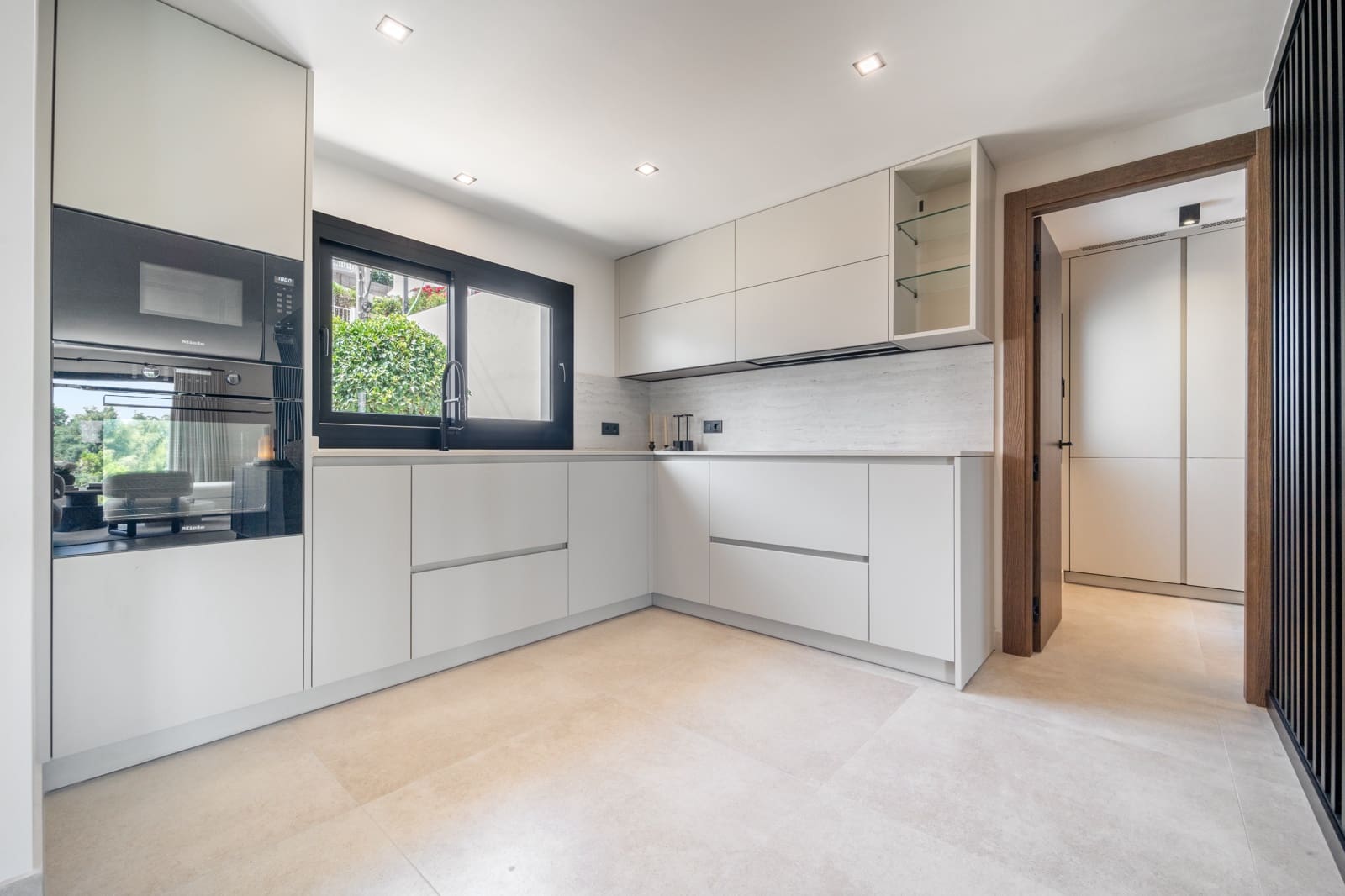 5 soveværelse Villa til salg i Mijas med swimmingpool garage - € 2.295.000 (Ref: 9296165)