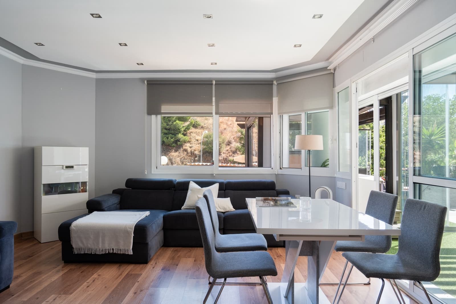 3 soveværelse Byhus til salg i Benalmadena med swimmingpool garage - € 650.000 (Ref: 9314567)