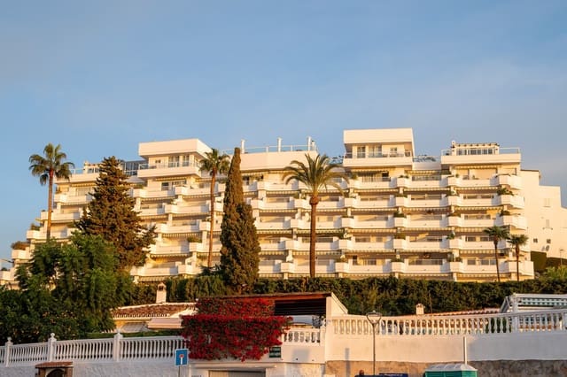 3 makuuhuone Huoneisto myytävänä paikassa Torreblanca, Fuengirola mukana 
autotalli - 525 000 € (Ref: 9363303)