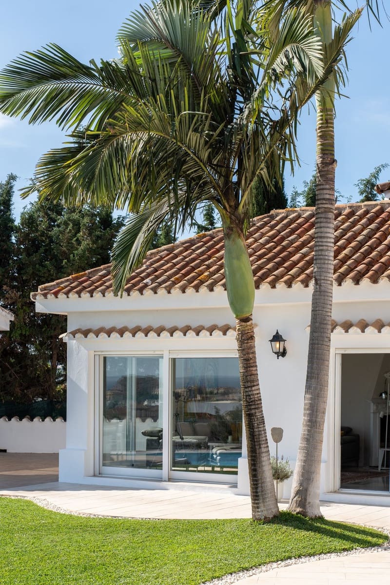 4 soverom Villa til salgs i Mijas med svømmebasseng garasje - € 1 795 000 (Ref: 9371148)