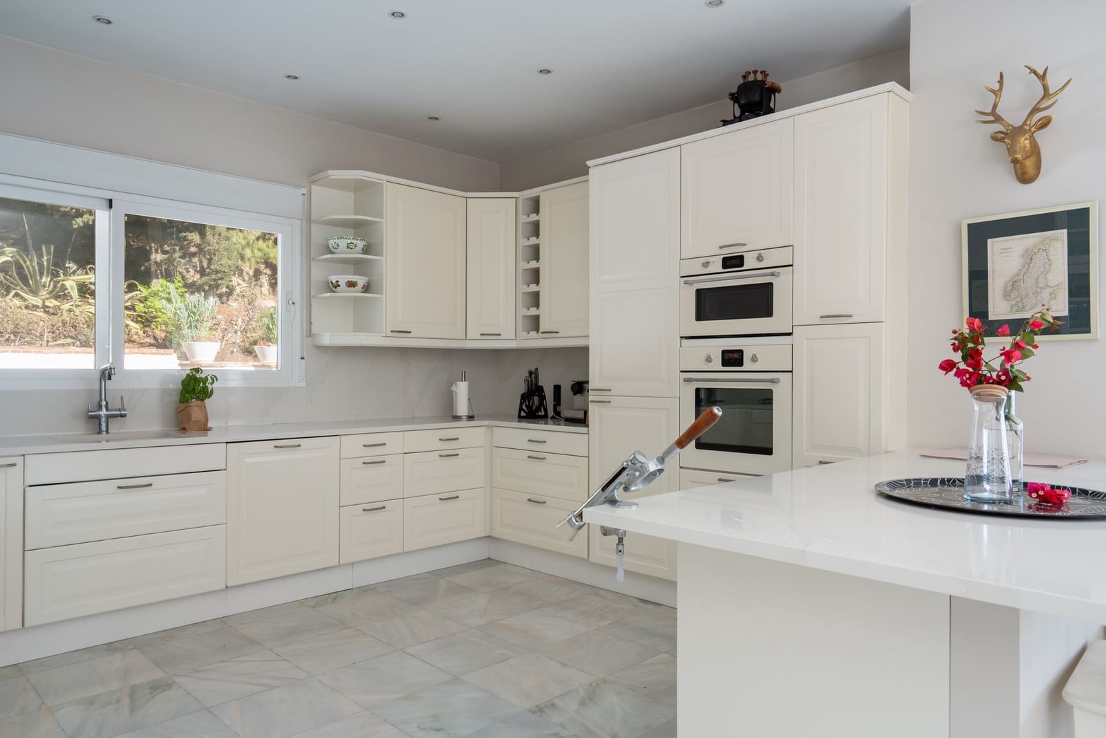 4 soverom Villa til salgs i Mijas med svømmebasseng garasje - € 1 795 000 (Ref: 9371148)