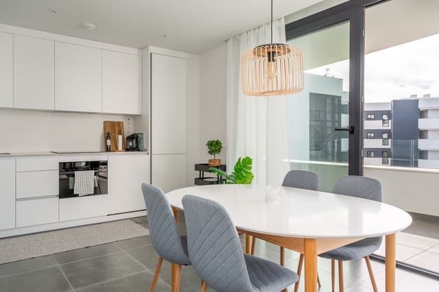 2 makuuhuone Huoneisto myytävänä paikassa El Higuerón, Fuengirola mukana uima-altaan 
autotalli - 395 000 € (Ref: 9395254)