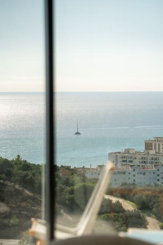 3 makuuhuone Omakotitalo myytävänä paikassa Torreblanca, Fuengirola mukana uima-altaan 
autotalli - 1 460 000 € (Ref: 9426484)