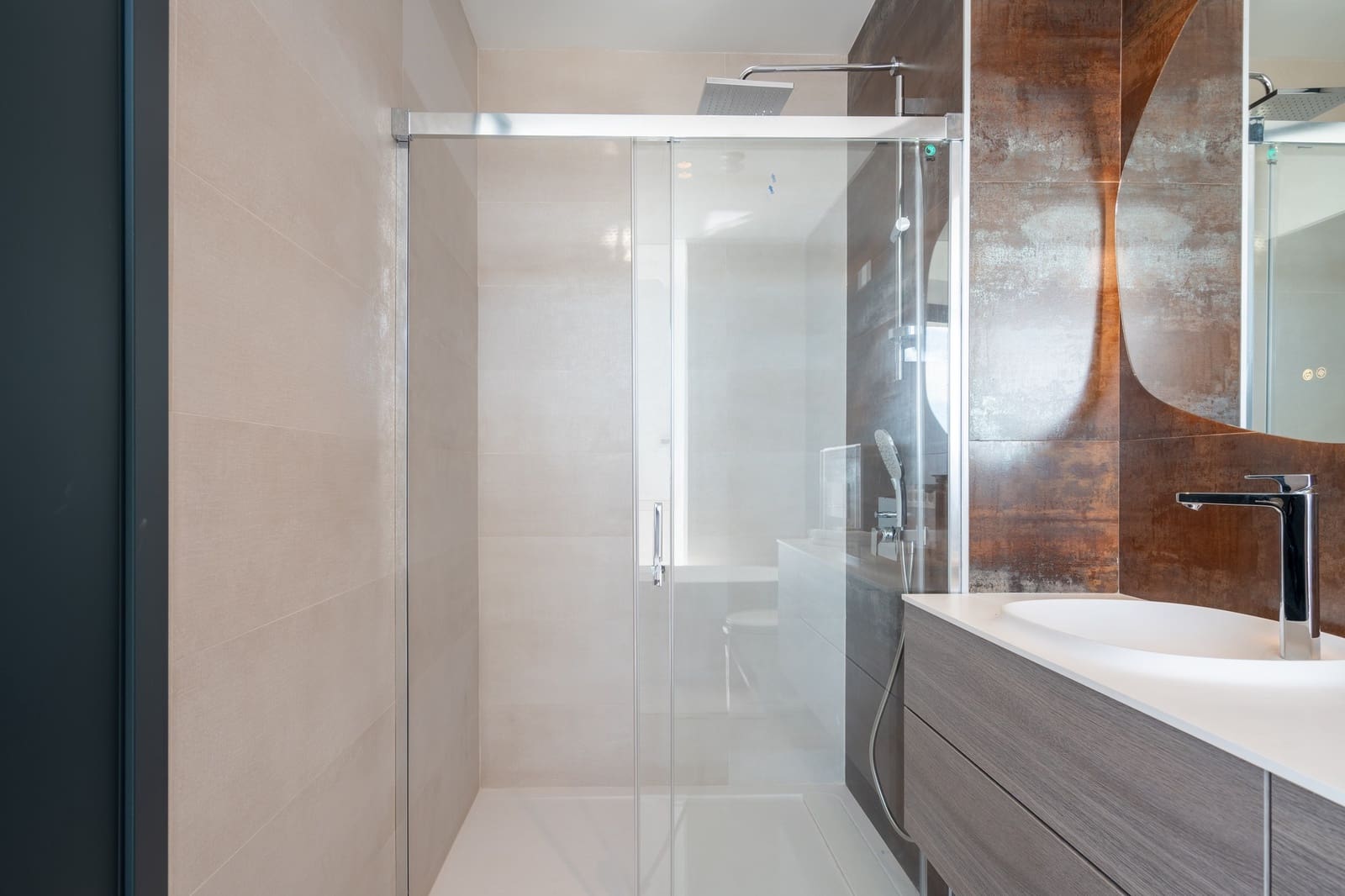 3 makuuhuone Omakotitalo myytävänä paikassa Fuengirola mukana uima-altaan 
autotalli - 1 460 000 € (Ref: 9426484)