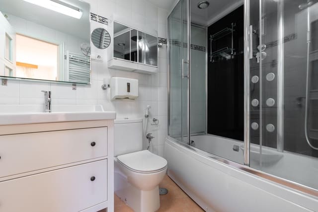 1 soverom Leilighet til salgs i Torreblanca, Fuengirola med garasje - € 299 000 (Ref: 9487932)