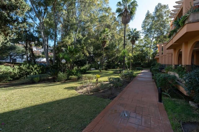 1 soverom Leilighet til salgs i Torreblanca, Fuengirola med garasje - € 299 000 (Ref: 9487932)