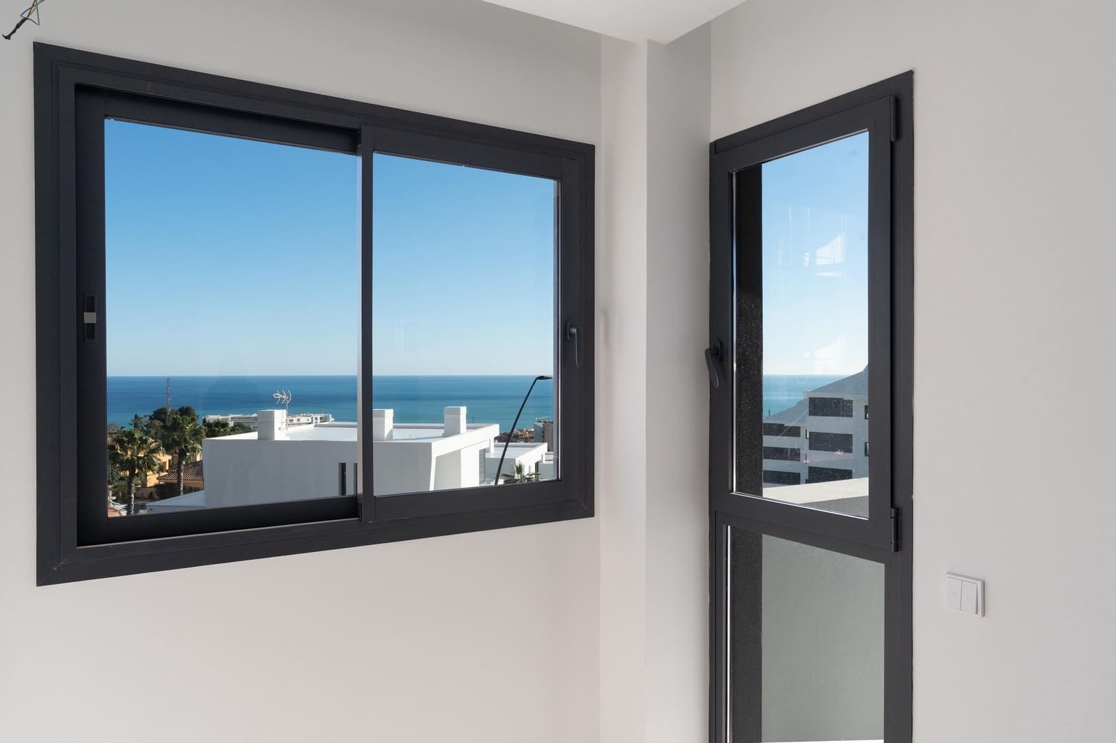 2 soverom Leilighet til salgs i Fuengirola med svømmebasseng garasje - € 549 000 (Ref: 9500588)