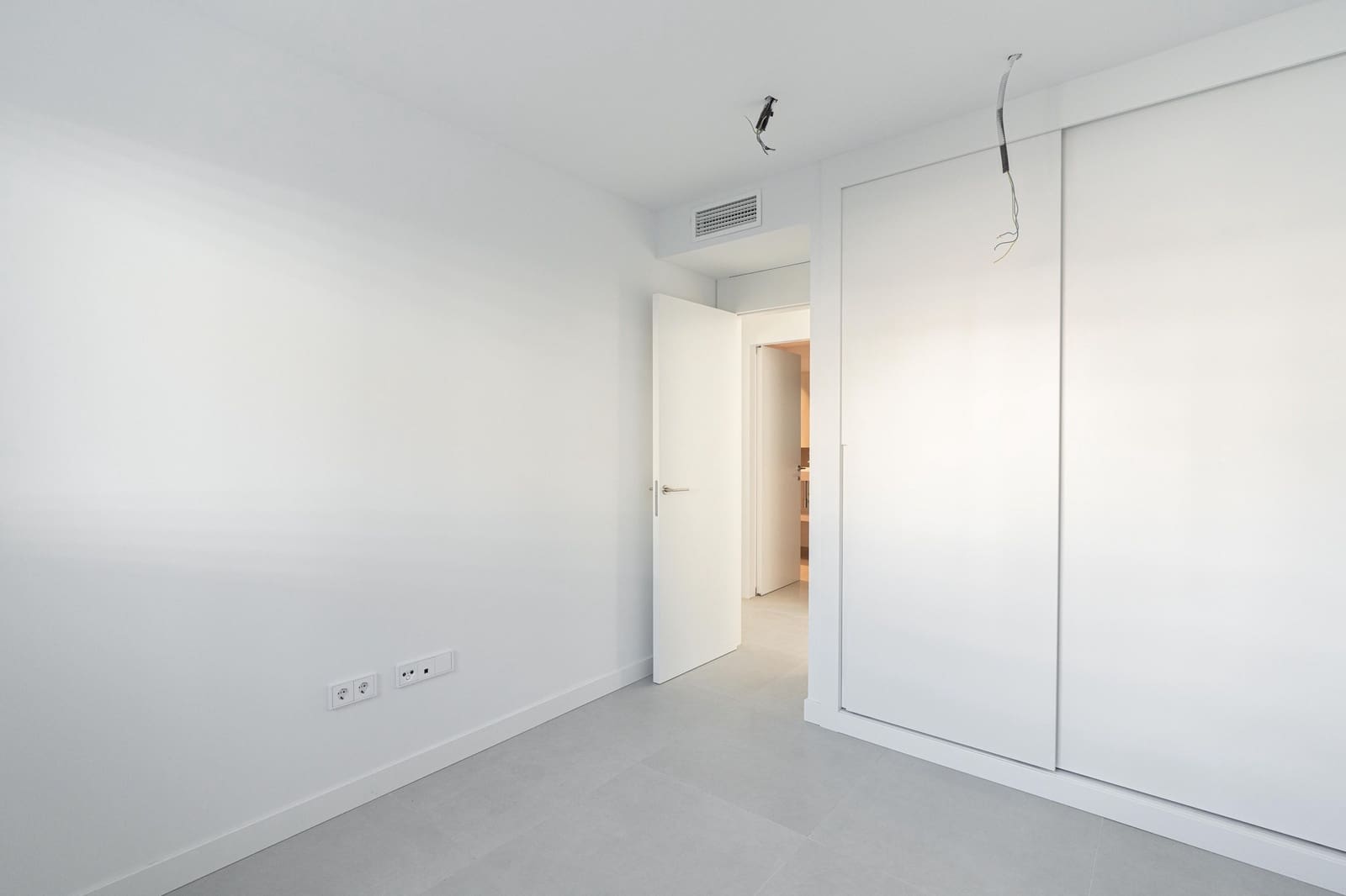 2 soverom Leilighet til salgs i Fuengirola med svømmebasseng garasje - € 549 000 (Ref: 9500588)