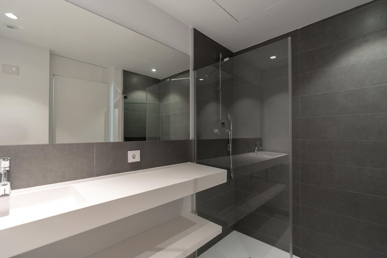 2 soverom Leilighet til salgs i Fuengirola med svømmebasseng garasje - € 549 000 (Ref: 9500588)