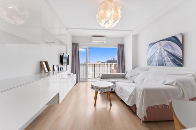 1 Zimmer Strandapartment zu verkaufen in Zona Puerto Deportivo, Fuengirola mit Garage - 299.000 € (Ref: 9539020)