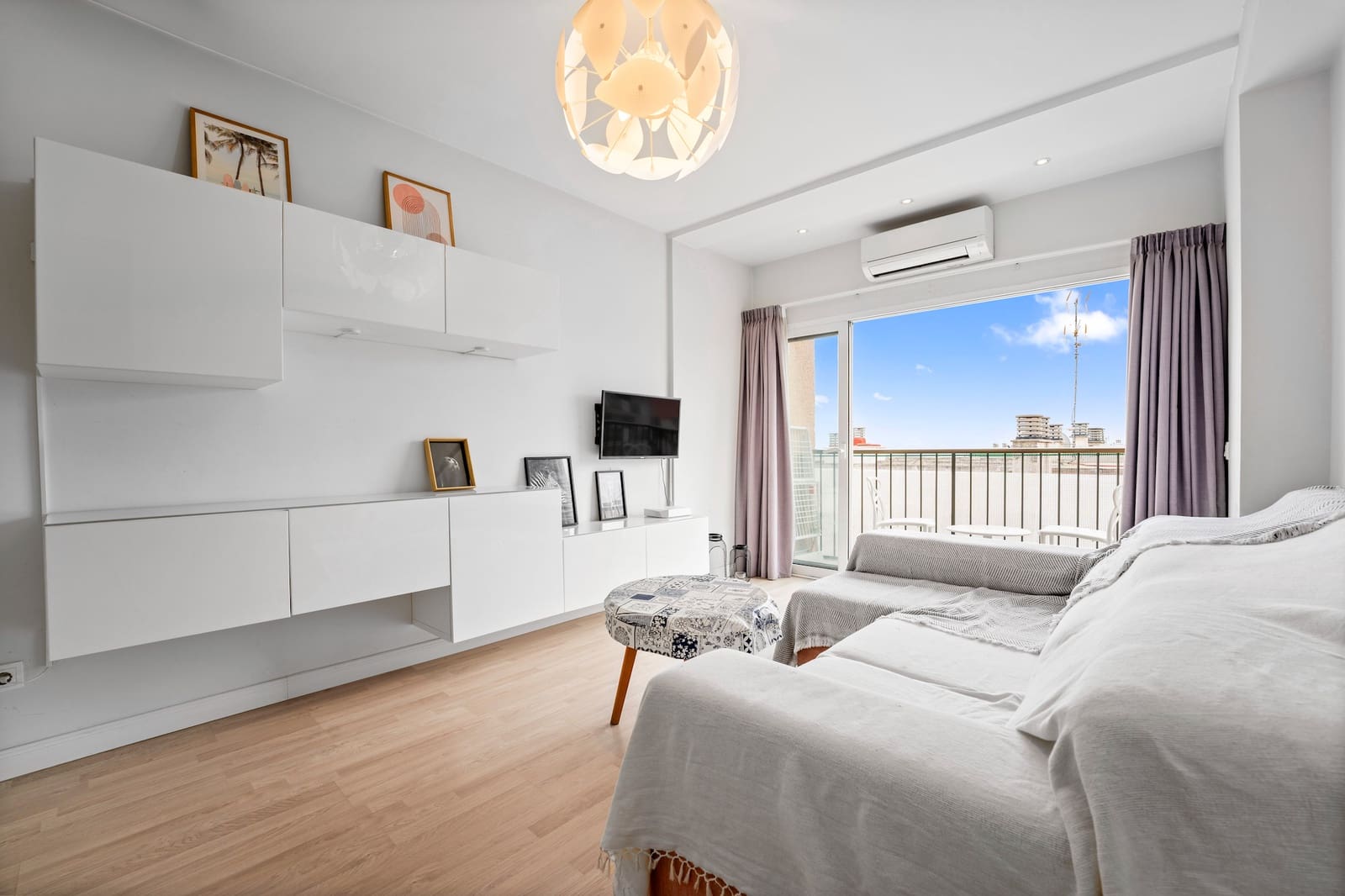 1 sypialnia Apartament przy plaży na sprzedaż w Fuengirola z garażem - 299 000 € (Ref: 9539020)