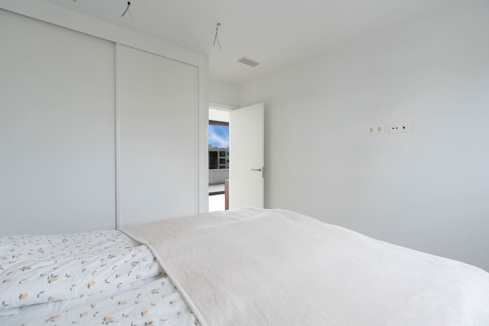 Apartamento de 2 habitaciones en Fuengirola en venta con piscina garaje - 449.000 € (Ref: 9539507)