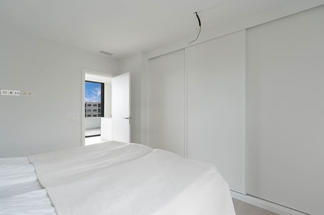 2 slaapkamer Appartement te koop in El Higuerón, Fuengirola met zwembad garage - € 449.000 (Ref: 9539507)