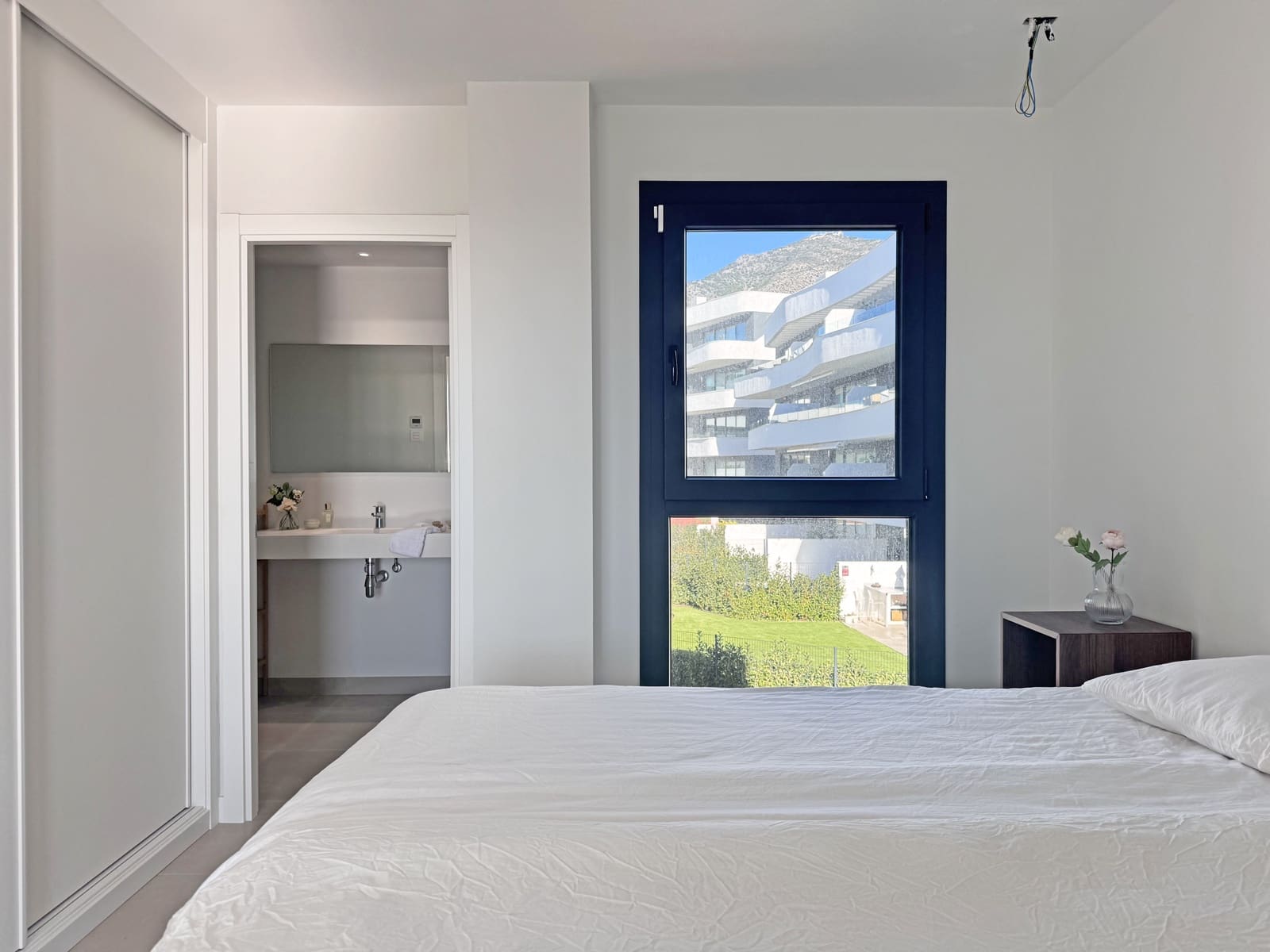 Apartamento de 2 habitaciones en Fuengirola en venta con piscina garaje - 449.000 € (Ref: 9539507)