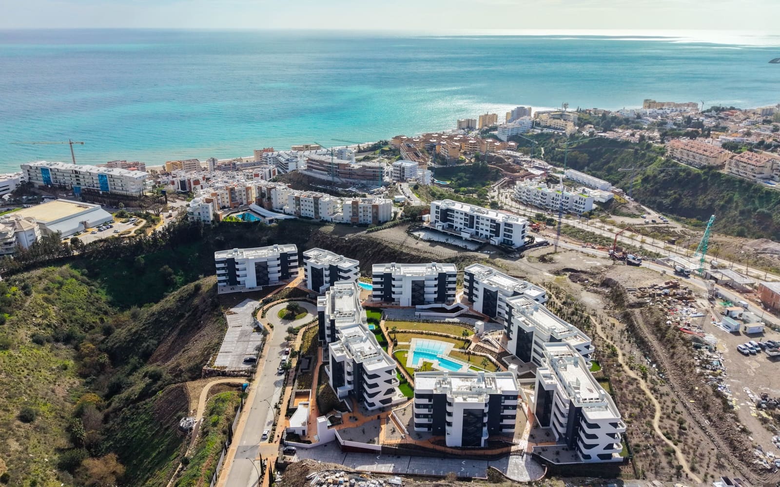 Apartamento de 2 habitaciones en Fuengirola en venta con piscina garaje - 449.000 € (Ref: 9539507)