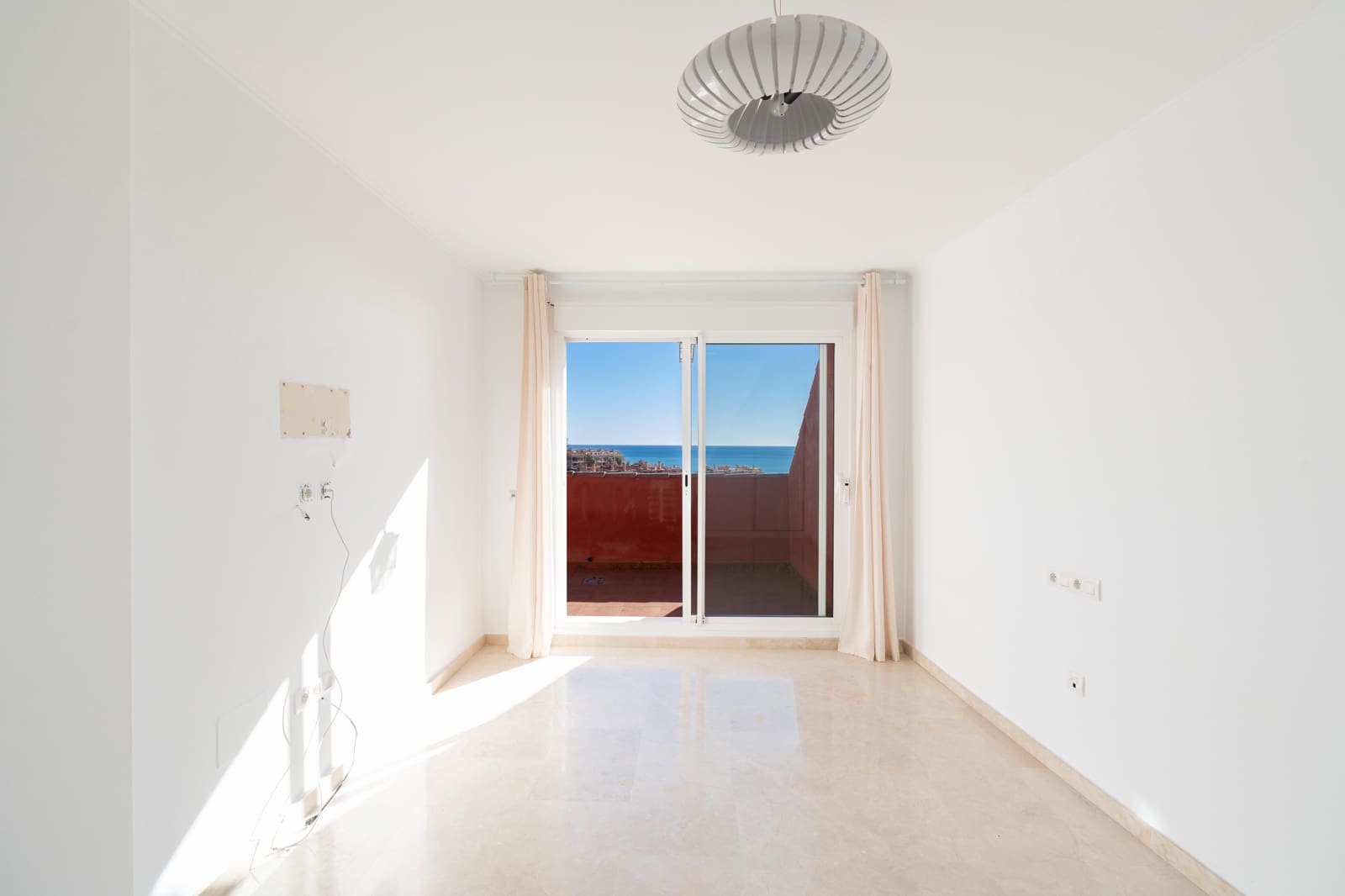 2 soveværelse Penthouse til salg i Fuengirola med swimmingpool garage - € 425.000 (Ref: 9539695)