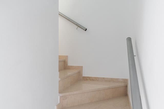 2 soveværelse Penthouse til salg i Los Pacos, Fuengirola med swimmingpool garage - € 425.000 (Ref: 9539695)