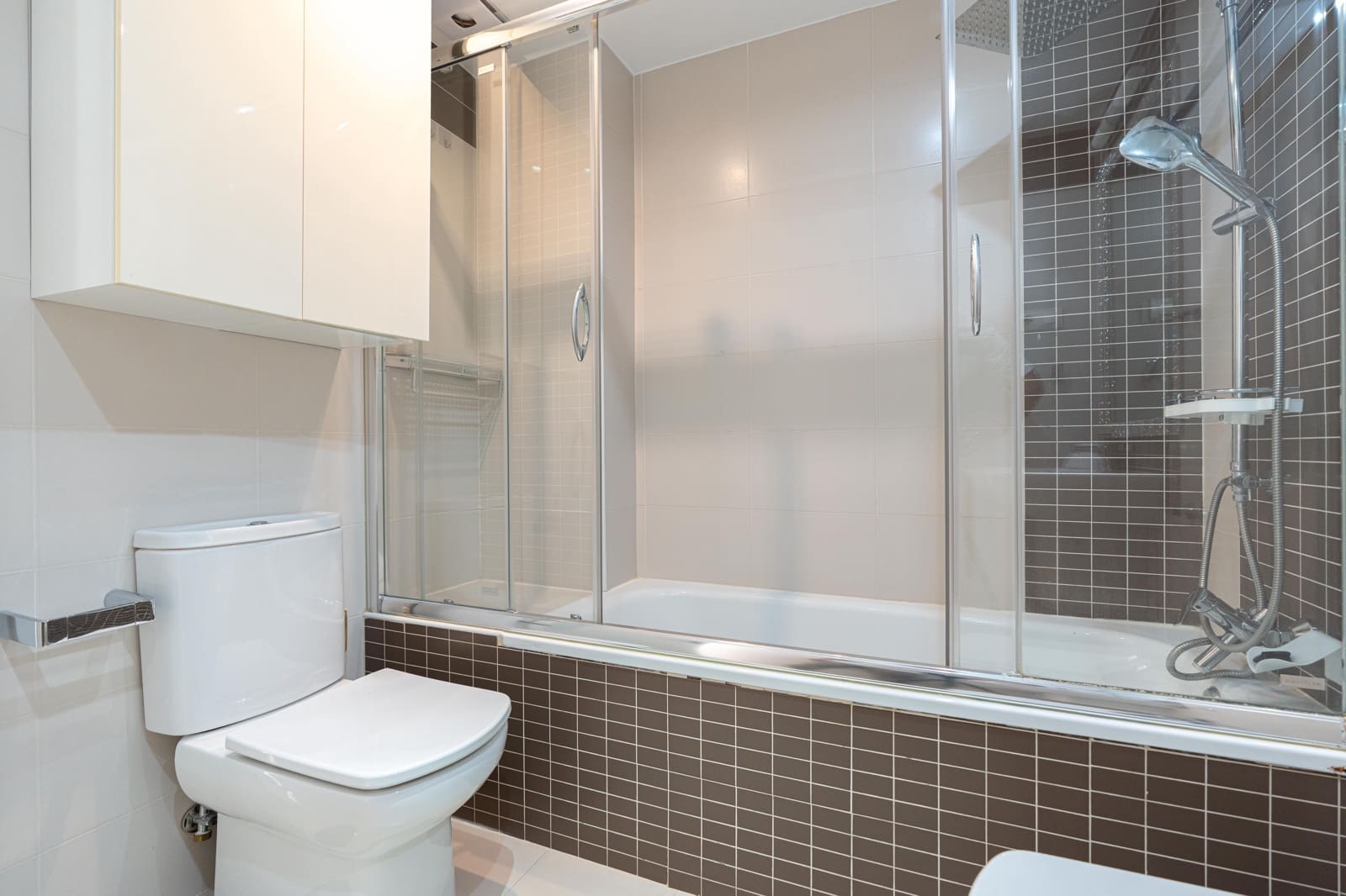 2 soveværelse Penthouse til salg i Fuengirola med swimmingpool garage - € 425.000 (Ref: 9539695)