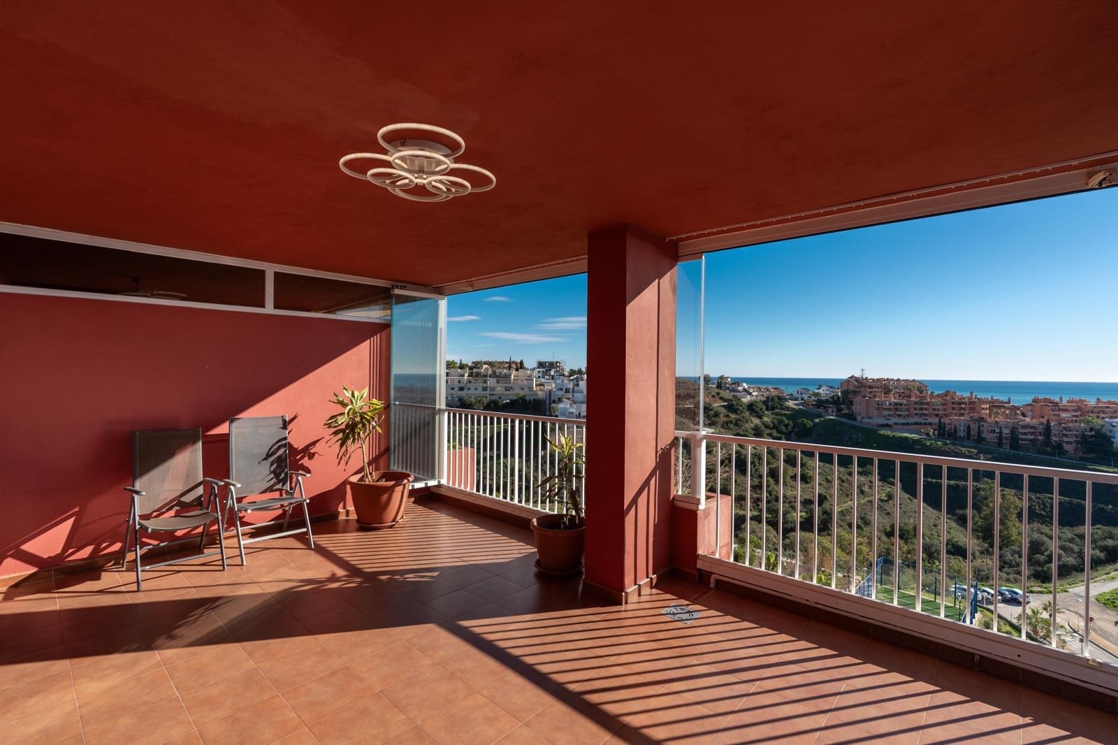 2 soveværelse Penthouse til salg i Fuengirola med swimmingpool garage - € 425.000 (Ref: 9539695)