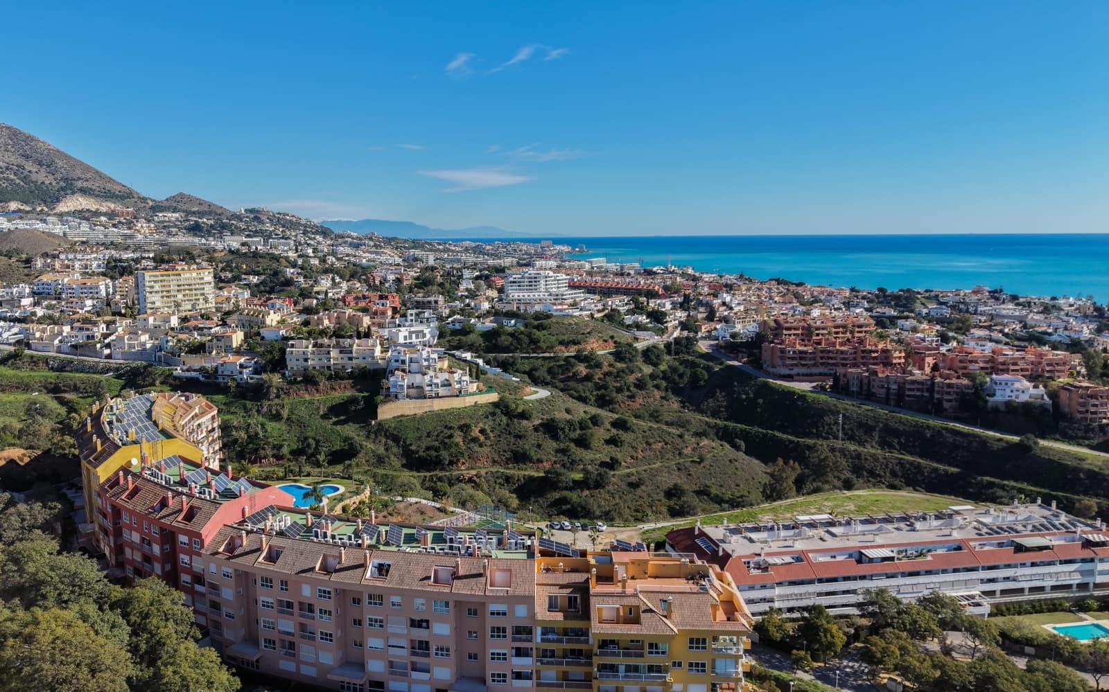 2 soveværelse Penthouse til salg i Fuengirola med swimmingpool garage - € 425.000 (Ref: 9539695)
