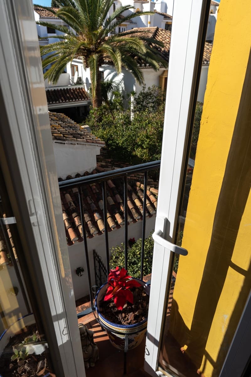 2 soveværelse Lejlighed til salg i Fuengirola med swimmingpool garage - € 549.000 (Ref: 9541973)