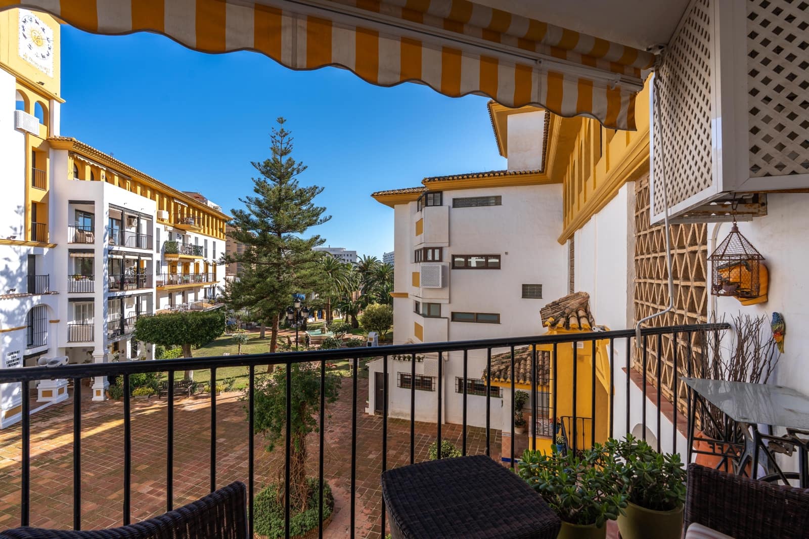 2 soveværelse Lejlighed til salg i Fuengirola med swimmingpool garage - € 549.000 (Ref: 9541973)