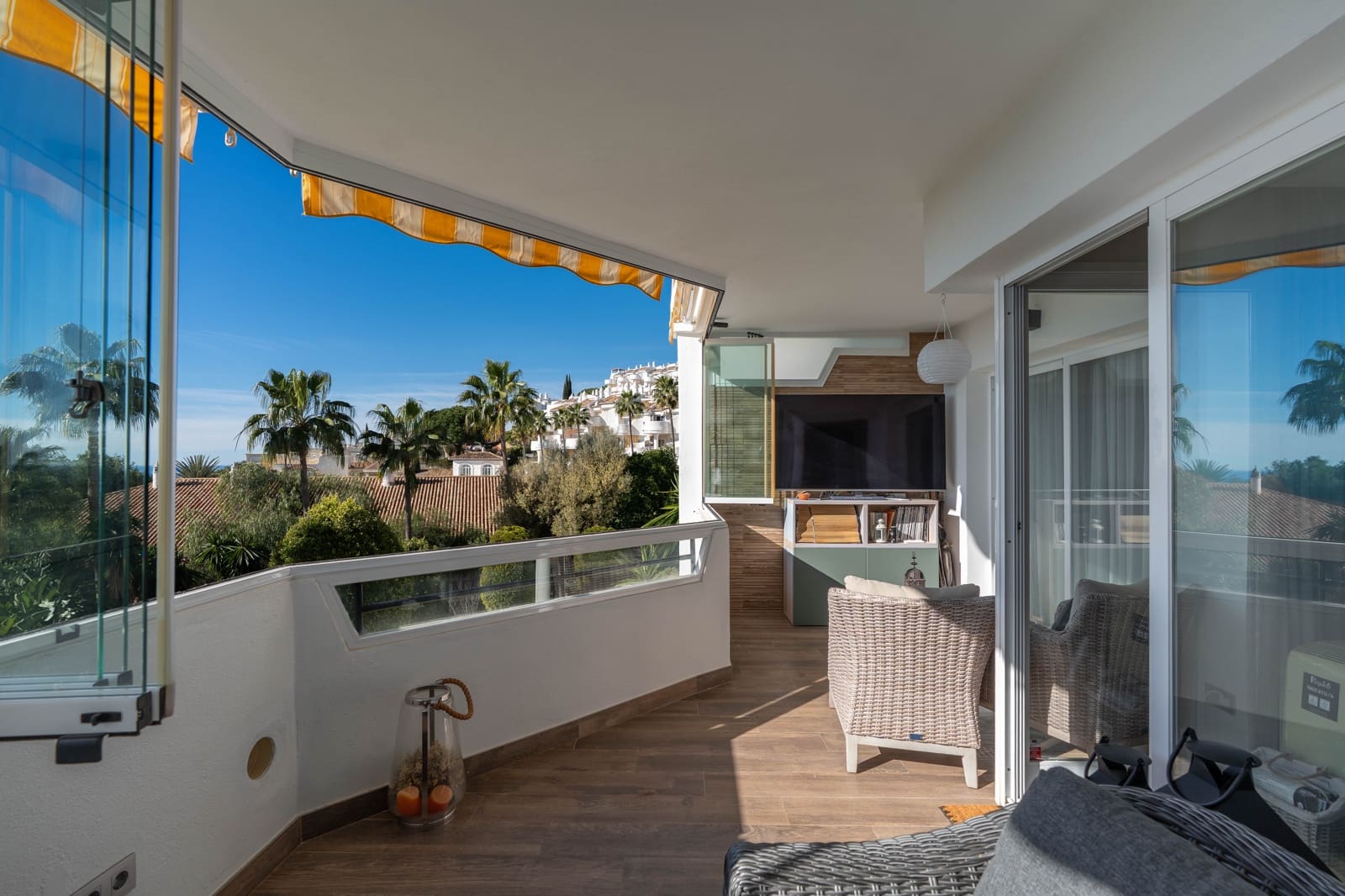 2 quarto Apartamento para venda em Calahonda com piscina garagem - 423 000 € (Ref: 9542424)