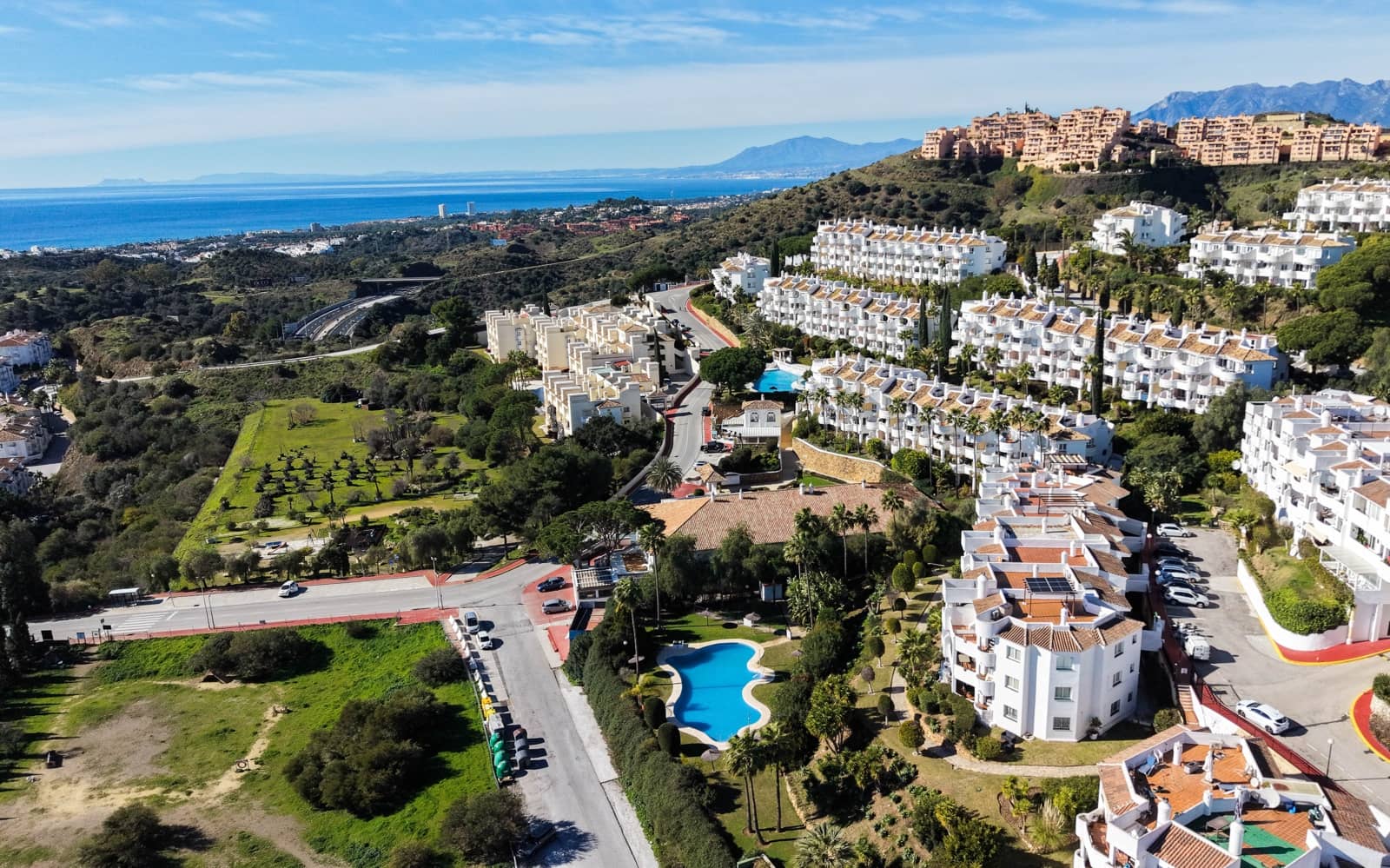 2 quarto Apartamento para venda em Calahonda com piscina garagem - 423 000 € (Ref: 9542424)