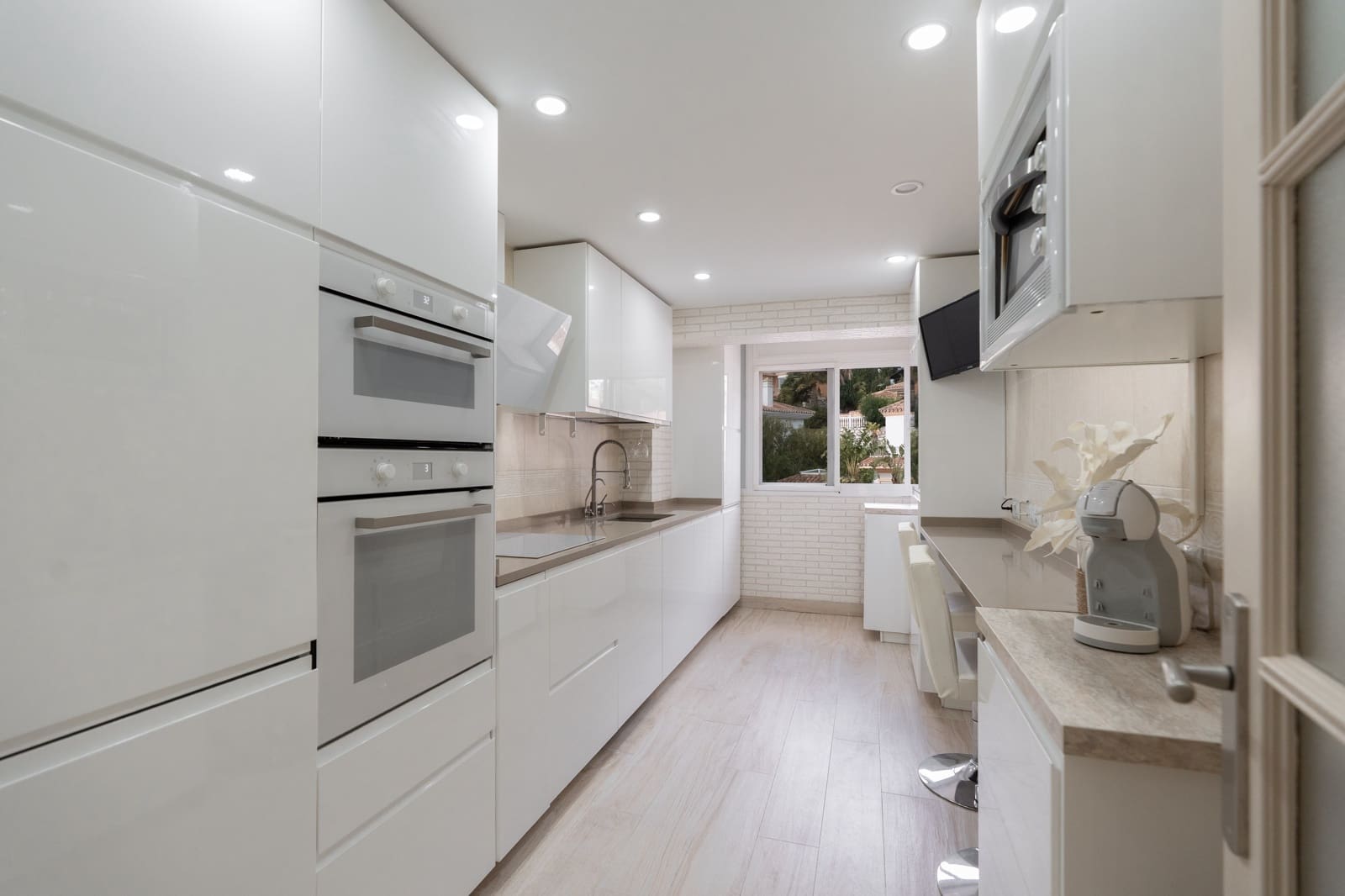 3 sovrum Takvåning till salu i Mijas med pool garage - 585 000 € (Ref: 9562286)