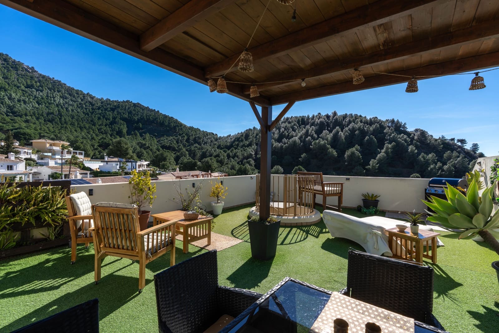 3 bedroom Penthouse for sale in Mijas with pool garage - € 495,000 (Ref: 9562286)