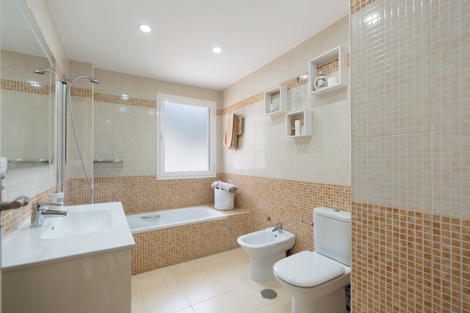 3 bedroom Penthouse for sale in Mijas with pool garage - € 495,000 (Ref: 9562286)