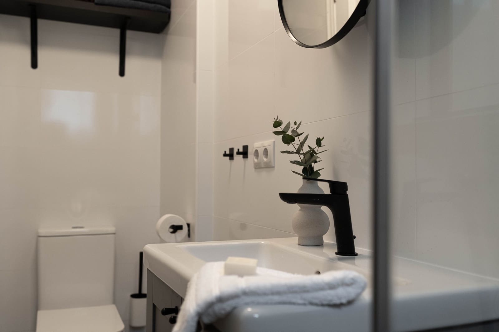 2 bedroom Apartment for sale in Miraflores with pool - € 349,000 (Ref: 9720525)