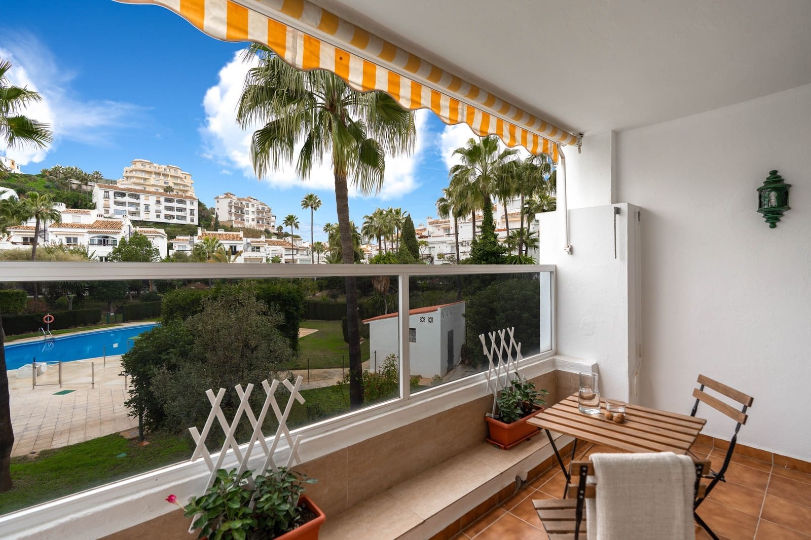 2 bedroom Apartment for sale in Miraflores with pool - € 349,000 (Ref: 9720525)