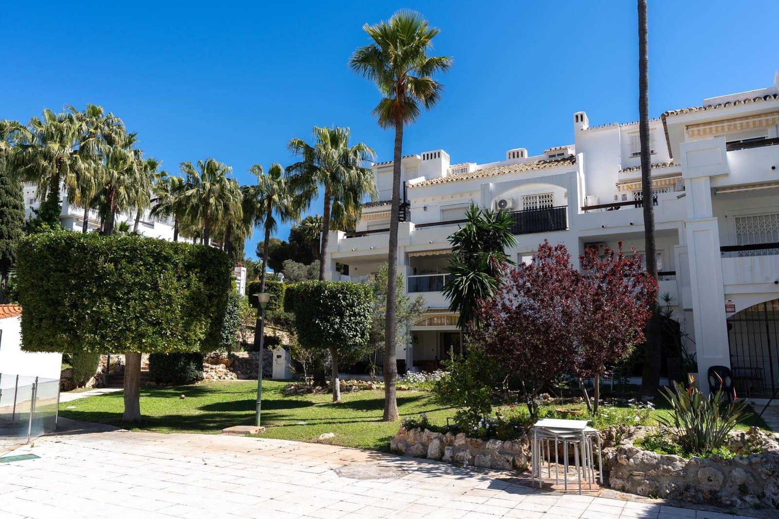 2 bedroom Apartment for sale in Miraflores with pool - € 349,000 (Ref: 9720525)