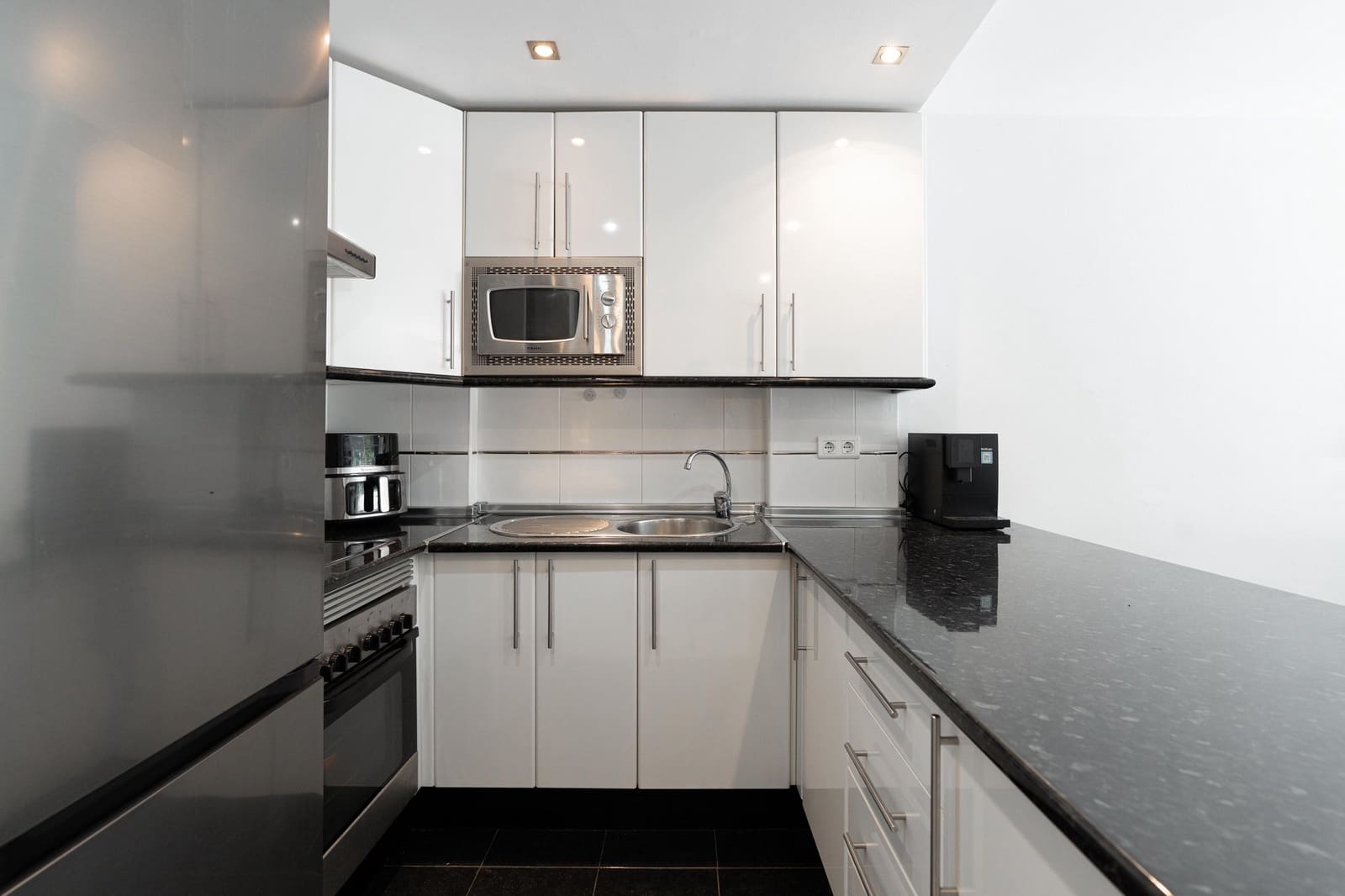 2 soverom Penthouse til salgs i Torrequebrada med svømmebasseng garasje - € 280 000 (Ref: 9733448)