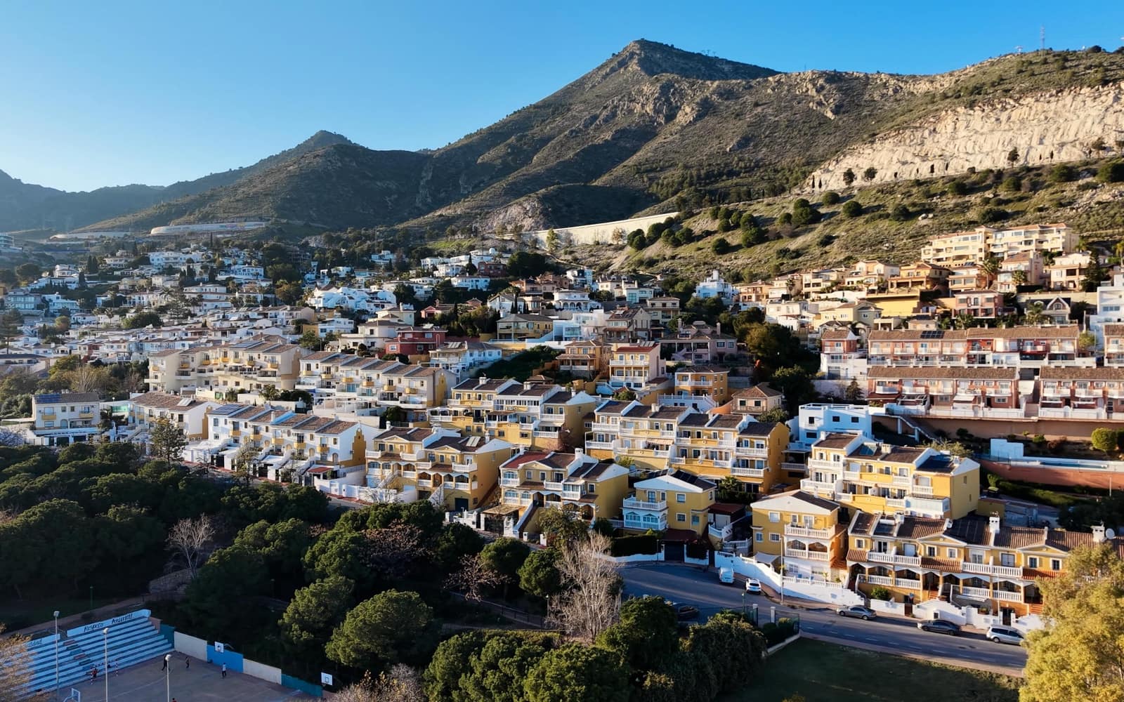 3 sypialnia Dom na sprzedaż w Benalmadena - 589 000 € (Ref: 9911840)