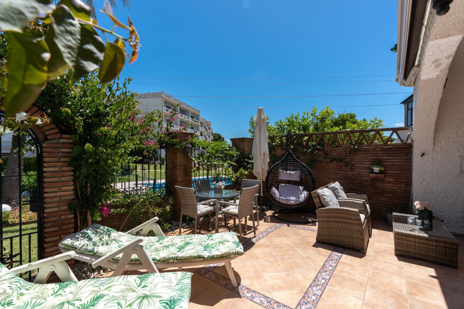 3 Zimmer Doppelhaus zu verkaufen in Calahonda mit Pool Garage - 425.000 € (Ref: 9911919)