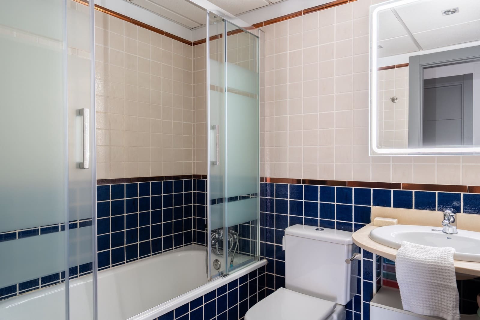 3 chambre Maison de Ville à vendre à Fuengirola avec piscine garage - 690 000 € (Ref: 9934852)