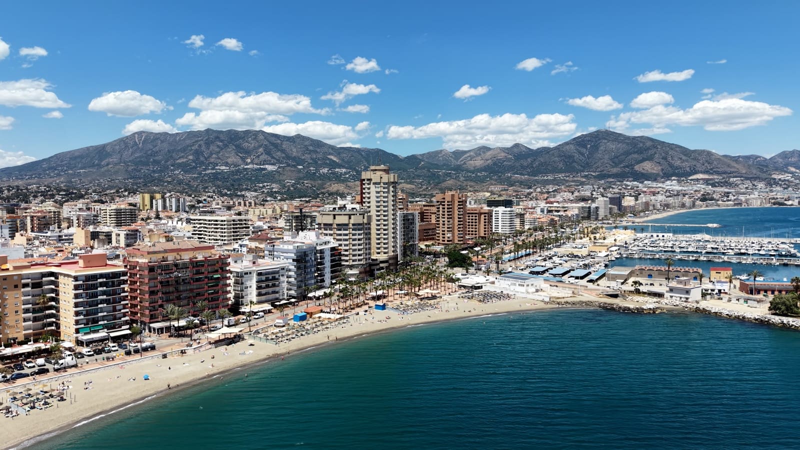 1 bedroom Beach Apartment for sale in Fuengirola - € 325,000 (Ref: 9973886)