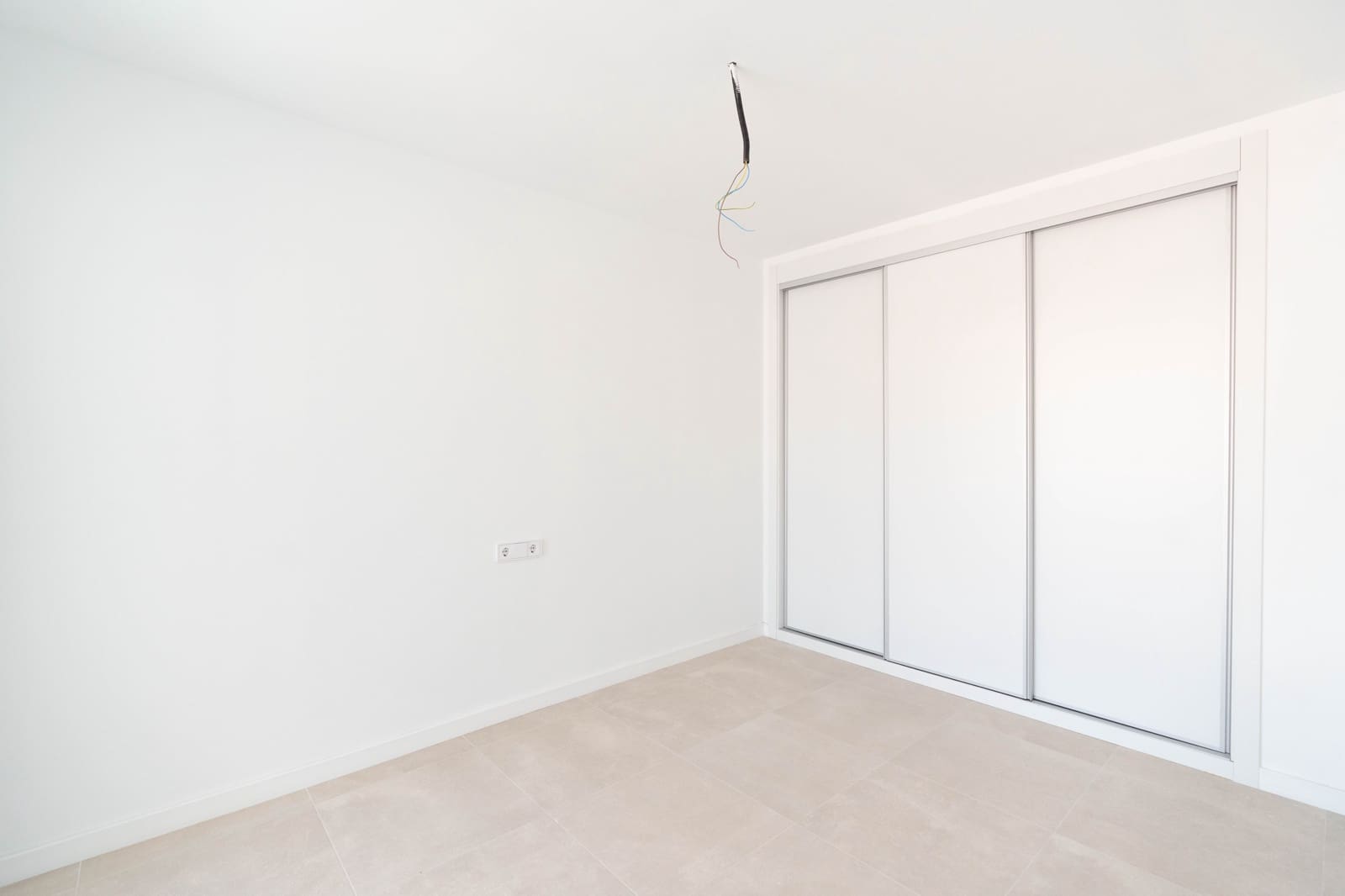 3 bedroom Apartment for sale in Fuengirola with pool garage - € 658,000 (Ref: 9975868)