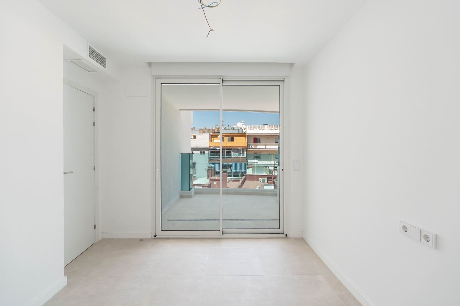 3 bedroom Apartment for sale in Fuengirola with pool garage - € 658,000 (Ref: 9975868)