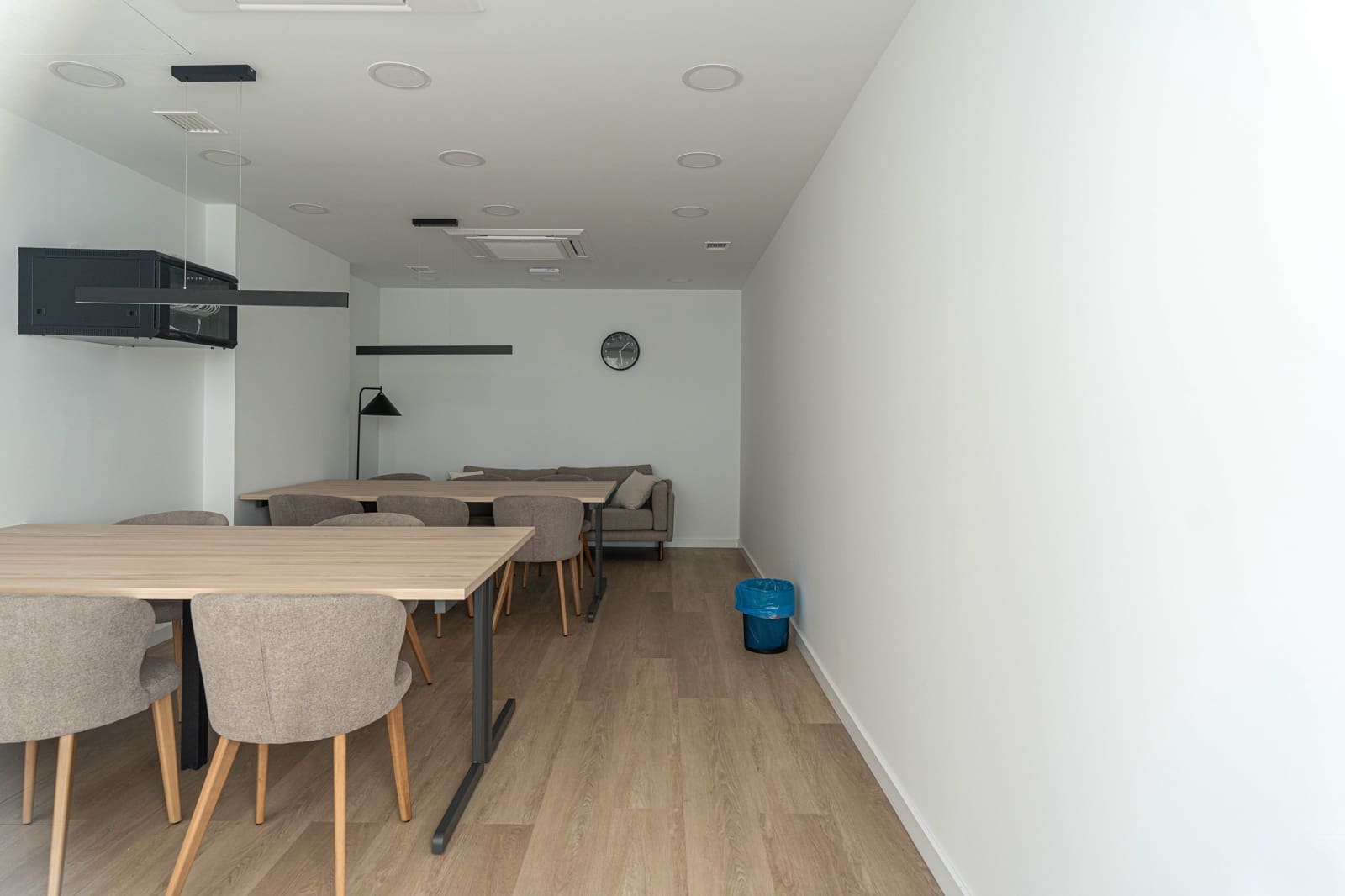 3 bedroom Apartment for sale in Fuengirola with pool garage - € 658,000 (Ref: 9975868)