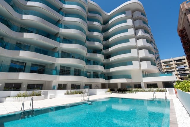 3 soveværelse Lejlighed til salg i Zona Puerto Deportivo, Fuengirola med swimmingpool garage - € 658.000 (Ref: 9975868)